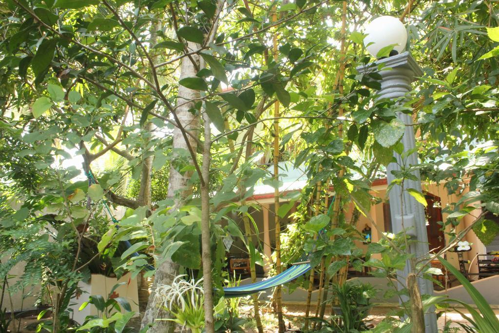 Dionis Villa Unawatuna Exterior foto
